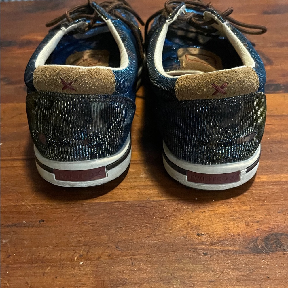Twisted X Leopard Casual Shoes w/ Blue/Gold Shimmer - Picture 4 of 8